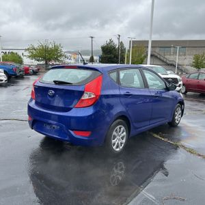 HYUNDAI ACCENT - 8