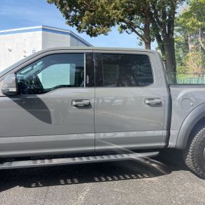 FORD F-150 RAPTOR - 4