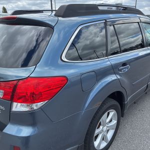 SUBARU OUTBACK PREMIUM - 9