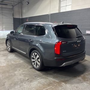 KIA TELLURIDE EX - 5