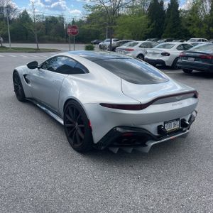 ASTON MARTIN VANTAGE BASE - 5