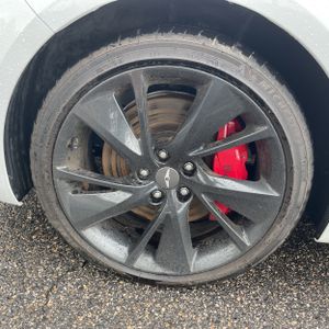 2023 Genesis G70 3.3T STANDARD — миниатюра 17