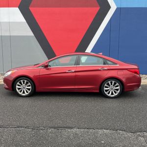 HYUNDAI SONATA SE - 3