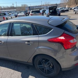 FORD FOCUS TITANIUM - 6