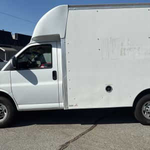 CHEVROLET EXPRESS 3500 - 4