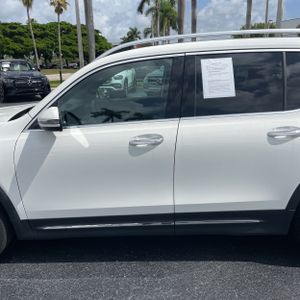 2023 Mercedes-BENZ GLB 照片 4