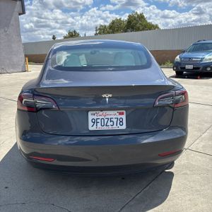 TESLA MODEL 3 BASE - 7