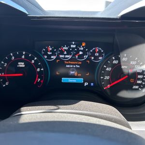 صورة 39 لـ 2017 Chevrolet CAMARO SS