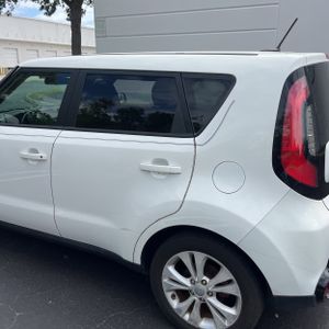 KIA SOUL + - 6