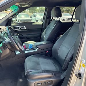 2015 FORD EXPLORER XLT 缩略图 32