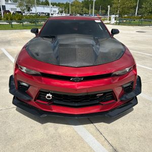 صورة 14 لـ 2018 Chevrolet CAMARO SS