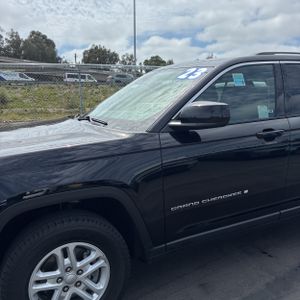 JEEP GRAND CHEROKEE LAREDO - 2