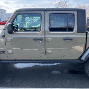 JEEP GLADIATOR SPORT S - 4