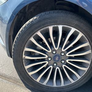 صورة مصغرة 17 لـ 2018 FORD FUSION SE