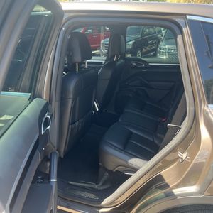 2016 Porsche CAYENNE BASE 缩略图 34