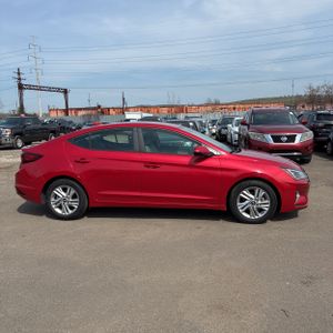 HYUNDAI ELANTRA SEL - 10