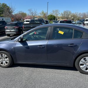 CHEVROLET CRUZE LS AUTO - 4