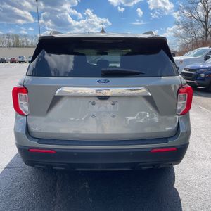 FORD EXPLORER XLT - 7