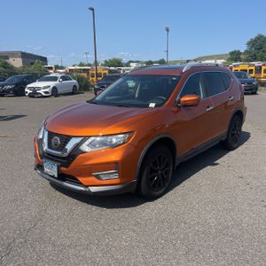 2018 Nissan ROGUE SV 照片 1