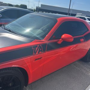 DODGE CHALLENGER T/A 392 - 2