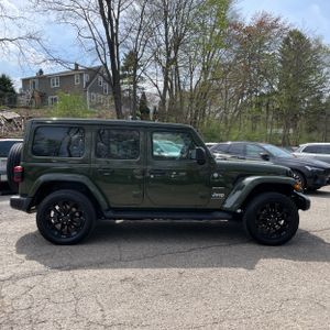 JEEP WRANGLER SAHARA 4XE - 10