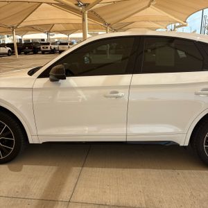صورة 4 لـ 2022 AUDI SQ5 SPORTBACK PREMIUM PLUS
