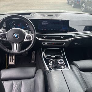 صورة مصغرة 36 لـ 2024 BMW X7 M60I