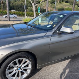 BMW 3 SERIES 320I - 2