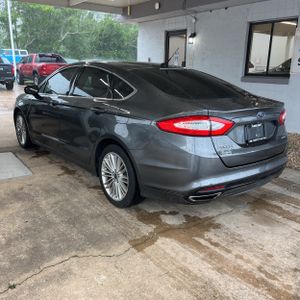FORD FUSION SE - 5