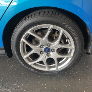 صورة مصغرة 18 لـ 2015 FORD FOCUS SE