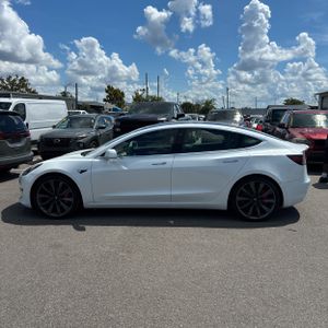 صورة 3 لـ 2020 Tesla MODEL 3 PERFORMANCE