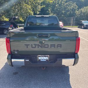 صورة 6 لـ 2022 Toyota TUNDRA SR5