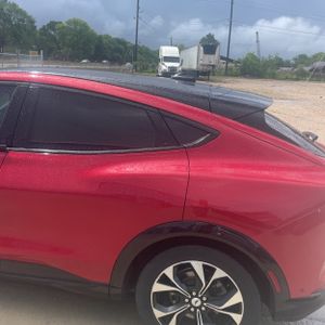 FORD MUSTANG MACH-E PREMIUM - 6