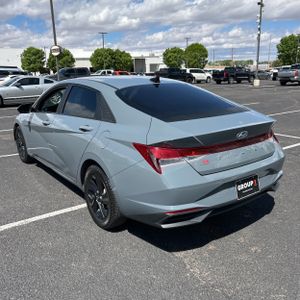 HYUNDAI ELANTRA SEL - 5