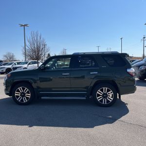 TOYOTA 4RUNNER - 3