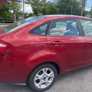 FORD FIESTA SE - 9