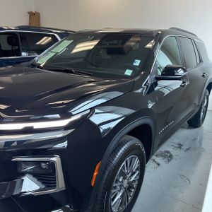 CHEVROLET TRAVERSE LT - 2