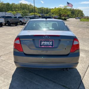 FORD FUSION SE - 7