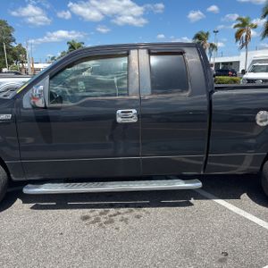 FORD F-150 XLT - 4
