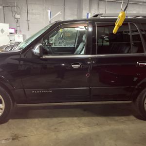 FORD EXPEDITION PLATINUM - 4