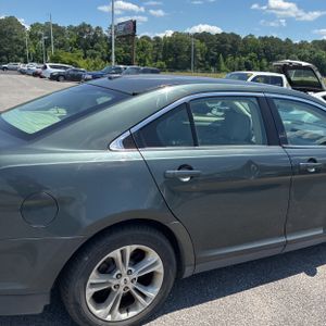 FORD TAURUS SEL - 9