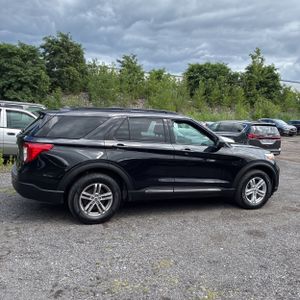 2022 FORD EXPLORER XLT photo 10