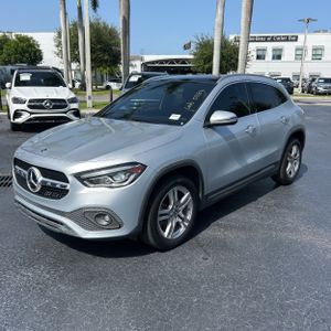 2021 Mercedes-BENZ GLA photo 1