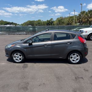 FORD FIESTA SE - 3