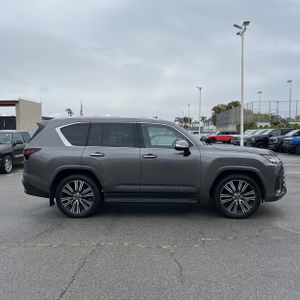 LEXUS LX 600 LUXURY - 10