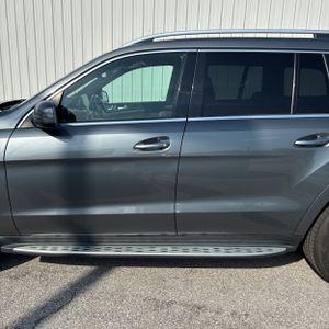 MERCEDES-BENZ GLS - 4