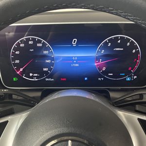صورة مصغرة 33 لـ 2023 Mercedes-BENZ GLC