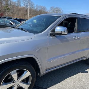 JEEP GRAND CHEROKEE OVERLAND - 2