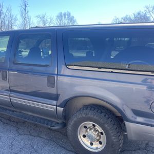 FORD EXCURSION XLT - 6
