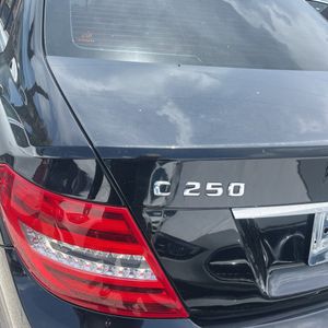 صورة 19 لـ 2013 Mercedes-BENZ C 250 SPORT